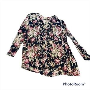 Kori America beautiful floral blouse